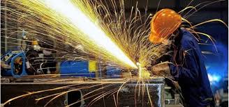 Argentina lidera la caída industrial mundial en 2024 con una contracción  del 9,4% - Radio UNR