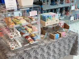 We are located at 10418 us highway 19 in port richey, fl and sell dog cakes and pet treats in our retail store, farmer's markets and events, and at other retailers. Dog Bakery For Pets Dog Cakes Treats In Myrtle Beach At Precious Paws Boutique