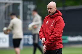 Según el entrenador del ajax, erick ten hag, es muy posible que matthijs de ligt no siga en el equipo a final de temporada ya que hay mucho interés de otros grandes por él: Chelsea News Blues Want Ajax Manager Erik Ten Hag Next Season