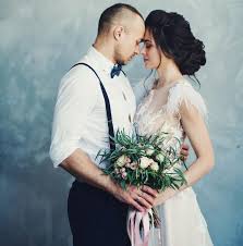 Des dizaines de professionnels proposent services et devis aux futurs conjoints. Salon Du Mariage Tarbes Janvier 2019 Mademoiselle Pap Et Cie