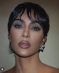 Is it cut ?? Or a WIG ?