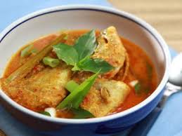 Yap, ikan masak woku dengan rasa pedas yang endeus dapat menjadi menu harian di rumah, lho. Resep Ikan Ikan Woku Balanga