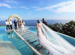 Karma Kandara Bali Experience A Romantic Wedding Within This Beautiful Luxury Beach Resort In Bali Pool Wedding Chapel Wedding Wedding