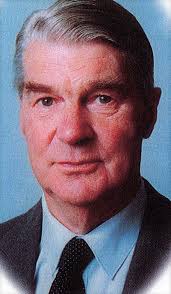 Search Results for LIVES_OCCUPATION="Orthopaedic surgeon"