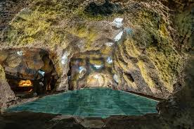 Bazin cu apa sarata, sauna, solar, masaj, baie cu aburi. Top 10 Pensiuni De Poveste Din Romania Cu PiscinÄ InterioarÄ Èi Spa La Munte