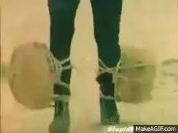 Bu videoya aşağıdaki emojilerle tepki ver ! Cuneyt Arkin La Sabah Jimnastigi On Make A Gif