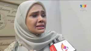 Tolong bagi ruang kepada Sky sekeluarga