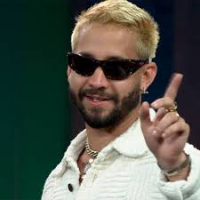 Una fan de Mora descubre que le han sido infiel de camino a 'La  resistencia': "David, no vas a mi concierto, papá"