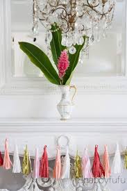 January 9, 2014 at 9:24 am today i'm sharing my valentine's day mantel decorations i pulled together this year (you can see last year's decor here). 20 Beautiful Valentines Day Mantel Ideas Shabbyfufu Com