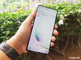 Whether you prefer contract plans or purchasing outright, these are the cheapest ways of getting your. Samsung Galaxy Note 10 Lite Hands On A Late But Much Welcomed Addition To The Party Lowyat Net