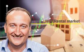 Moving Home with Charlie (@moving_charlie)