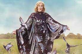 Schitt S Creek S Moira Rose Is The Most Fabulous Character On Tv Rose Outfits Schitts Creek Catherine O Hara