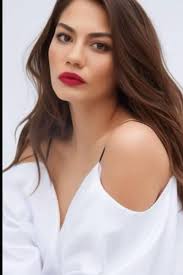 Demet Özdemir New Series 🎬 Trailer is out 🔥 👉👉📽️ ud.ht/BTQc