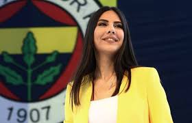 Fb tv canlı izle, fenerbahçe taraftarları kendi takımları hakkında detaylı bilgiler alıp keyifli bir şekilde takip etme şansını ne yazık ki normal bir yayın içerisinde elde edemez. Fb Tv Presenter Dilay Kemer Dies