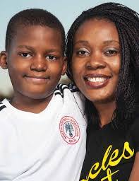 Brandon Stelter's Instagram, Twitter & Facebook