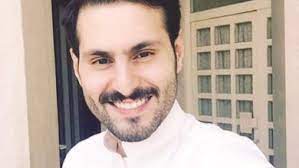 كانت بدايته في مسرح الشباب ، وهو خريج التمثيل واخراج من المعهد العالي للفنون المسرحية. Ø¹Ù„ÙŠ ÙƒØ§ÙƒÙˆÙ„ÙŠ Ù…Ø¨Ø±ÙˆÙƒ Mp3 ØªØ­Ù…ÙŠÙ„ Ø§ØºÙ†ÙŠØ© Ù…Ø¬Ø§Ù†Ø§ Maxzik