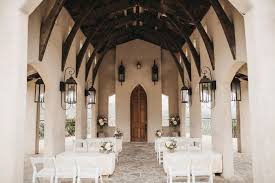 Lynne And Mark S Austin Chapel Wedding Intimate Weddings Small Wedding Blog Diy Wedding Ideas For Small And Intimate Weddings Real Small Weddings Small Intimate Wedding Chapel Wedding Intimate Weddings