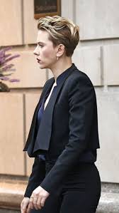 Scarlett johansson as black widow in the avengers. Meeting Look Black Suit With A Cropped Blazer Navy Blouse Red Lips And Small Silver Earrings Short Hair Styles Scarlett Johanson Shot Hair Styles