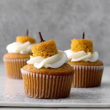 How cute are these turkey thanksgiving cupcakes? 25 Fun Thanksgiving Treats To Make This Year Taste Of Home