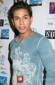 Pin By Jean Massan On Beautiful Native Men Native American Men Native American Beauty Rudy Youngblood