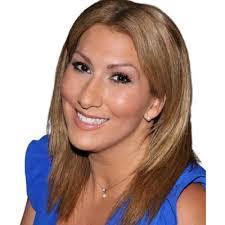 Robin Fullerton's Instagram, Twitter & Facebook