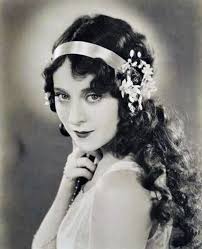 1920s Hairdos 1920s Long Hairstyles For Women Tumblr 1920s Long Hair Flapper Hair 1920s Hair