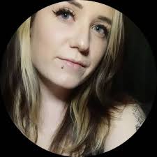 About Erin McCarty- Paint Nite Central IL