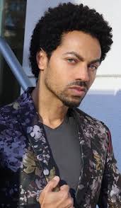 Vincent Mathis's Instagram, Twitter & Facebook