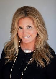 Tammy Cox's Instagram, Twitter & Facebook