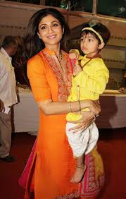 Jun 20, 2021 · bollywood actress shilpa shetty kundra took to social media on sunday to share a special message for hubby raj kundra on the occasion of father's day. Shilpa Shetty Celebrates Janmashtami With Her Own Boy Viaan Raj Kundra Photos Filmibeat