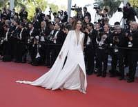 Cérémonie d'ouverture et premiers moments forts du 74e festival de cannes. 74e Festival De Cannes Les Marches De La Ceremonie D Ouverture