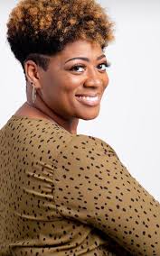 Quencie Interviews Therapist, Candice Cox about Mental Health Awareness