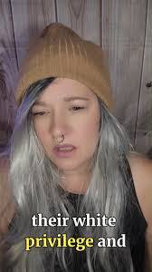 Robin Stapp's Instagram, Twitter & Facebook