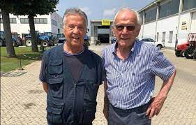 A molti non sarà simpatico, ma a me ha fatto fare una miriade di. Taaaaaaaaaac A Genola C E Renato Pozzetto Cuneo24