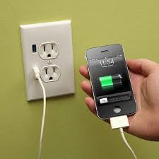 Upgrade A Wall Outlet To Usb Functionality You Can Get One At Lowe S Or Home Depot For 15 Diy Home Wall Outlets Usb House Warming Gifts