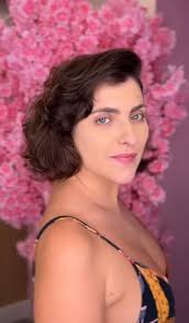 Diane Scheuerman's Instagram, Twitter & Facebook