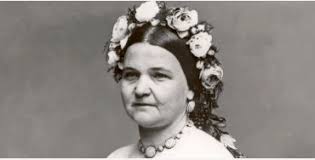 Dec 13 : Mary Todd, the American wife of Abraham Lincoln and the first lady  of the United States, was born in Lexington, Kentucky in 1818.