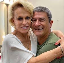 Ana maria braga ensinando este sorvete de apenas dois ingredientes, ai o nome sorvete milagre. Ana Maria Braga Vai Apresentar O Mais Voce Ao Vivo Nesta Segunda Em Homenagem A Tom Veiga Interprete Do Louro Jose Pop Arte G1