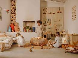 Podrás ver y comprar todo lo necesario para la decoración de tu casa, nuestros lookbooks mensuales, consultar nuestro catálogo, localizar tus tiendas zara home preferidas y descubrir un montón de propuestas para que elijas el regalo perfecto. Zara Home Fur Kinder 2020 Motto Ein Tag Auf Dem Bauernhof