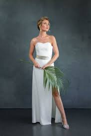 Kurze Braut Corsage Fur Zweiteiliges Brautkleid Lillith Braut Brautkleid Brautgurtel