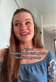 let's all pray the US doesn't get bombed before i finally see dan darr...