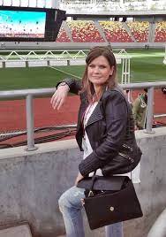 Видео канала ioana cosma, ( 25 видео ). Biografia Ioana Cosma Profesionista In Fotbal Cea Care A Comentat Euro 2016