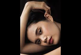 Read between the bylines