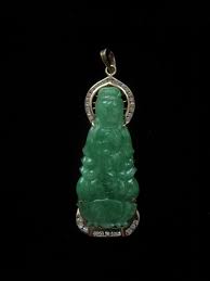 They can be worn as a necklace or a bracelet, and usually have 108 mala beads on each strand, though other numbers may be used. Why Quan Yin Pendant Hold A Prominent Place In Feng Shui Tibetan Buddha Pendant