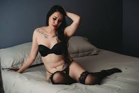 How to Explain Boudoir to Mom | Embodiedartboudoir