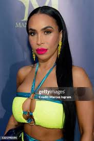 31 Photos & High Res Pictures