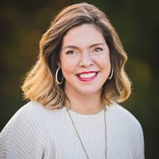 Wendy Eads's Instagram, Twitter & Facebook