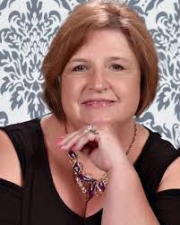 Lori Duke's Instagram, Twitter & Facebook