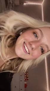 emma nix (@emma.nixx)