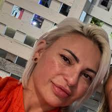 Maria F Sirianne (@nandafernandas)